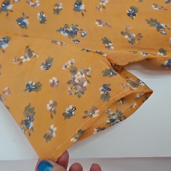 Orange Floral Button-Down V-Neck Blouse, Lightweight, Sheer, Sz XL - Picture 5 of 8